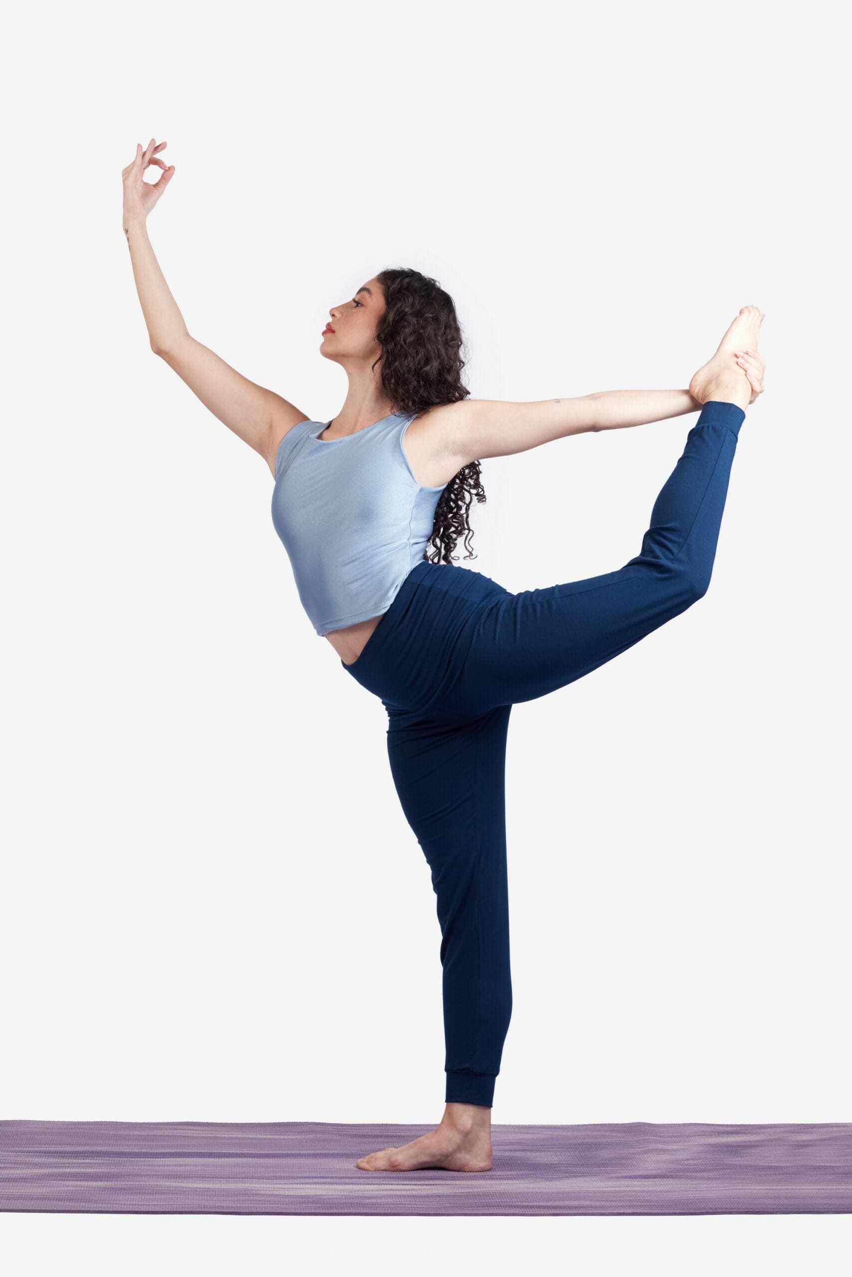 jogger-feminina-yogateria-azul-01-scaled