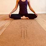 tapete-yoga-cortiça-natural-lua-yogateria3