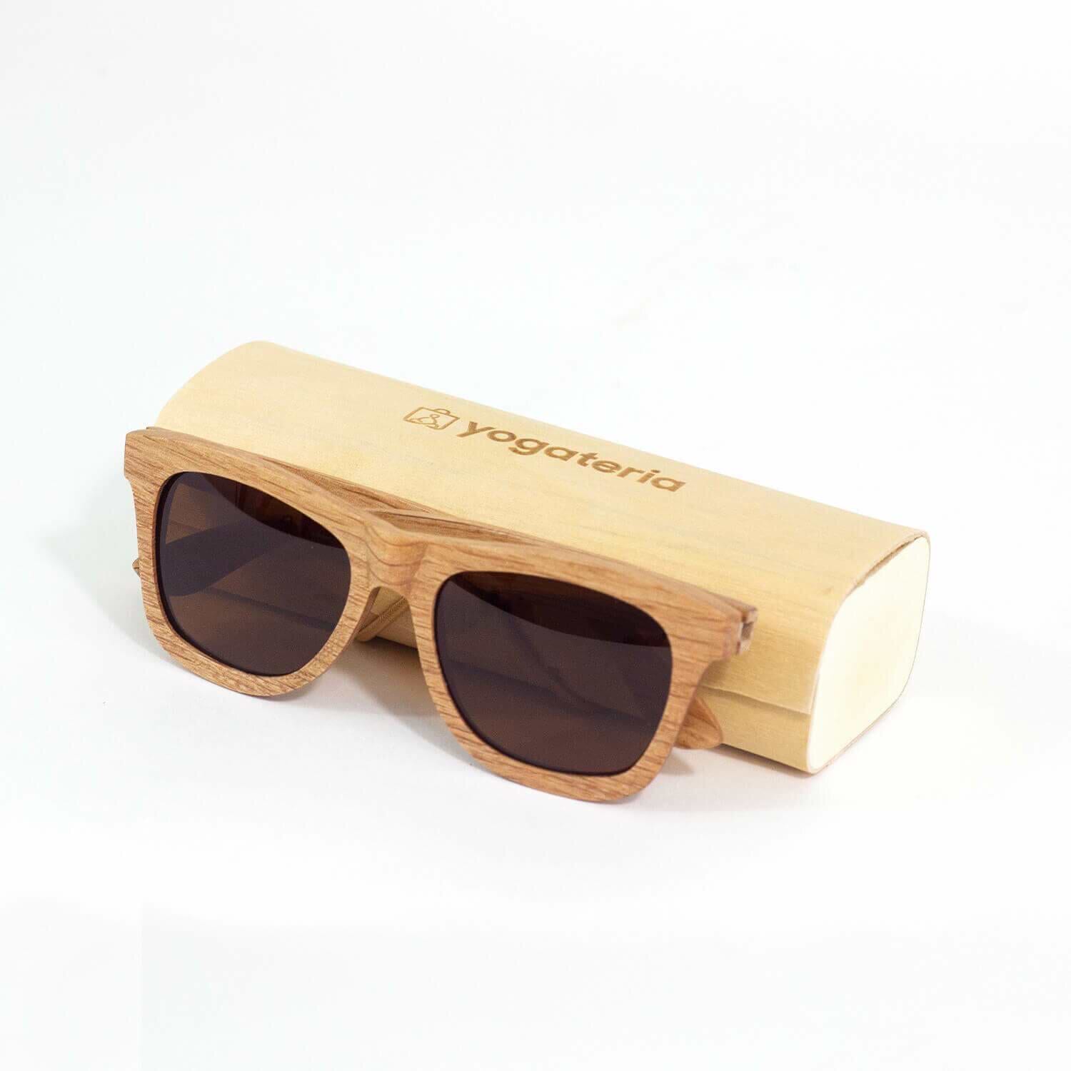 oculos-madeira-yogateria-noronha-4