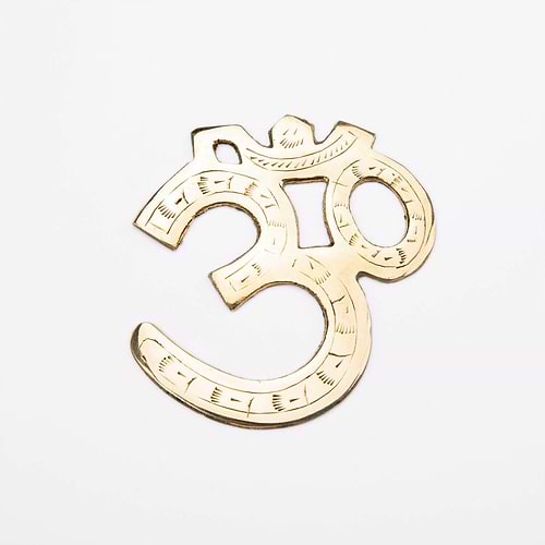 estatua-OM2-dourada-yogateria