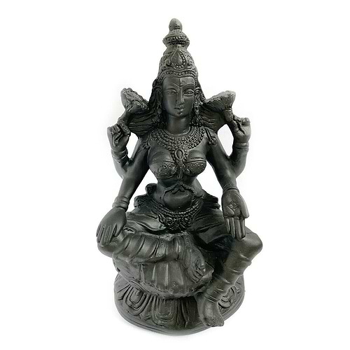 estatua-lakshmi-yogateria-preta-2