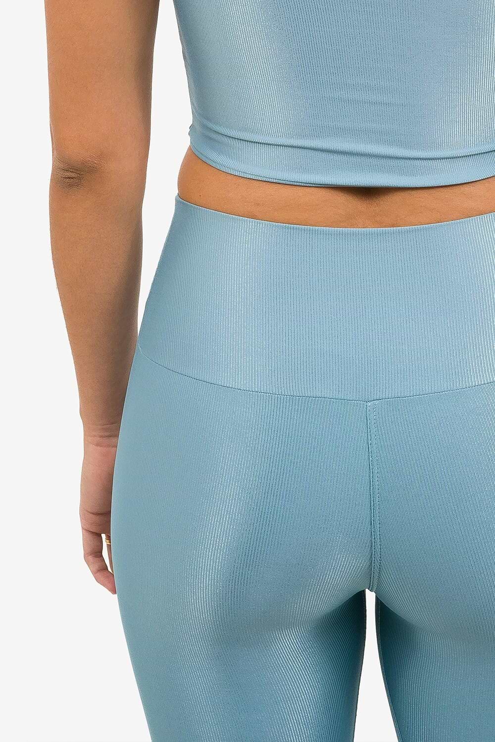 legging-space-yogateria-azul-04