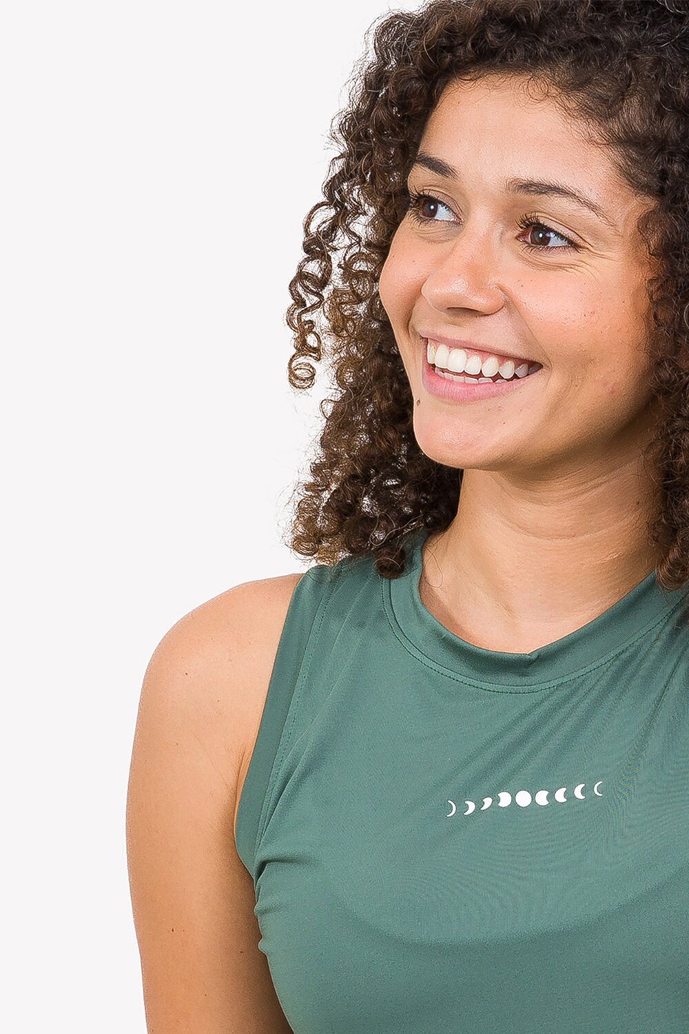 regata-yogateria-verde-lua-4