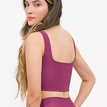 top-cropped-space-soft-shine-yogateria-ameixa-03