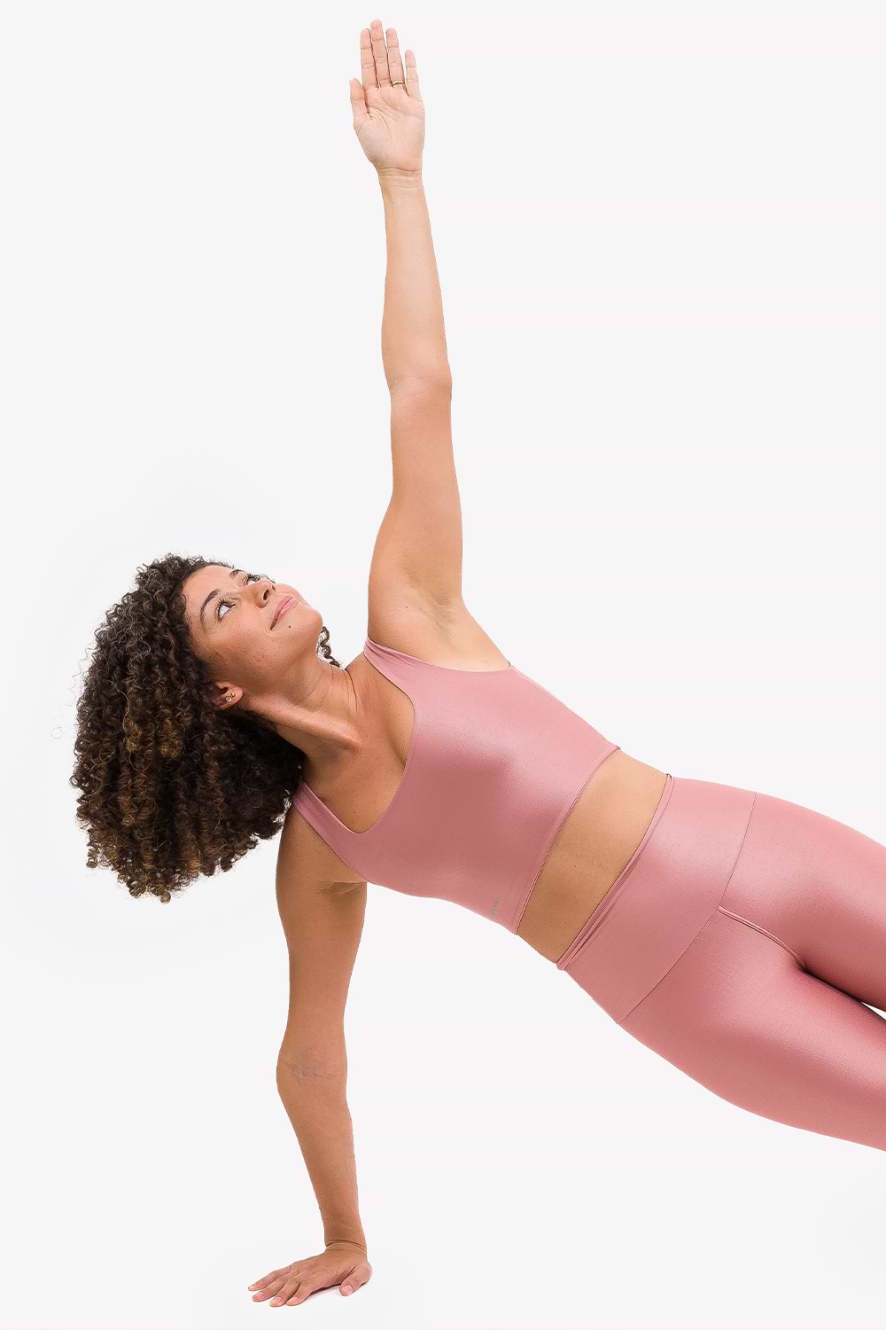 top-cropped-space-soft-shine-yogateria-rosacha-05