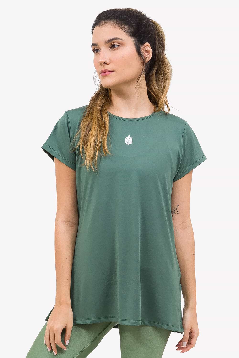 blusa-longa-yogateria-verde-ganesha-11