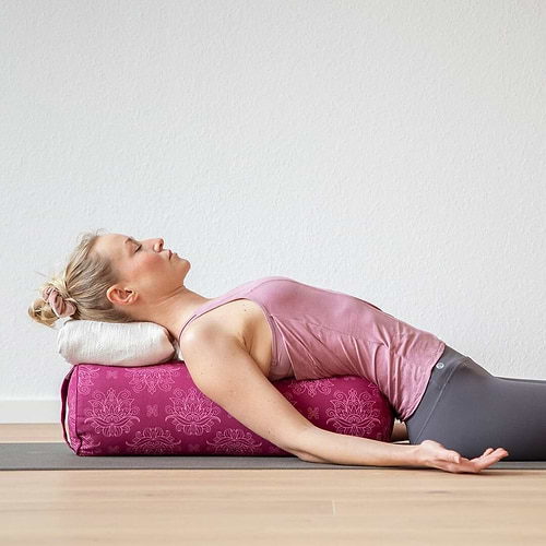 bolster yoga maharaj yogateria bolster yoga maharaj yogateria