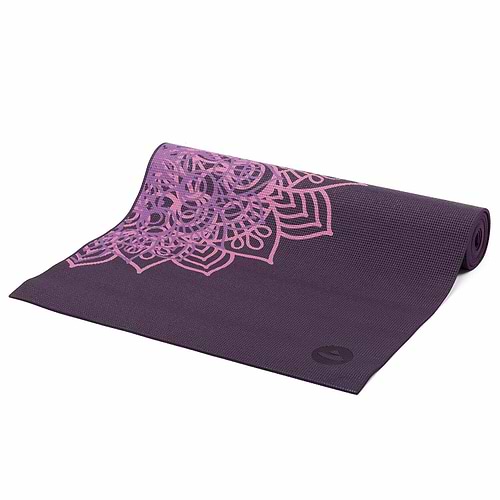tapete-yoga-leela-pvc-4mm-estampado-yogateria-mandala-design-beringela 1 tapete-yoga-leela-pvc-4mm-estampado-yogateria-mandala-design-beringela 1