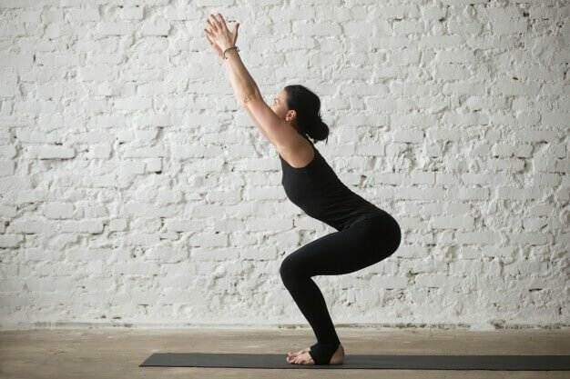 Utkatasana - Postura da Cadeira 2
