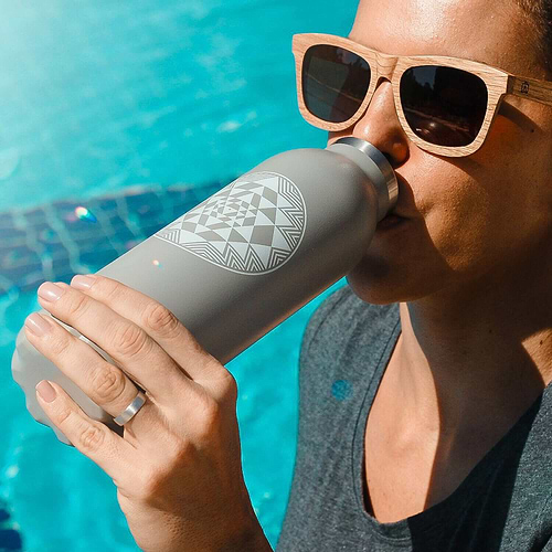 garrafa-cinza-yogateria-1 garrafa-cinza-yogateria-1