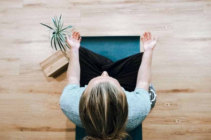 meditacao-yogateria2