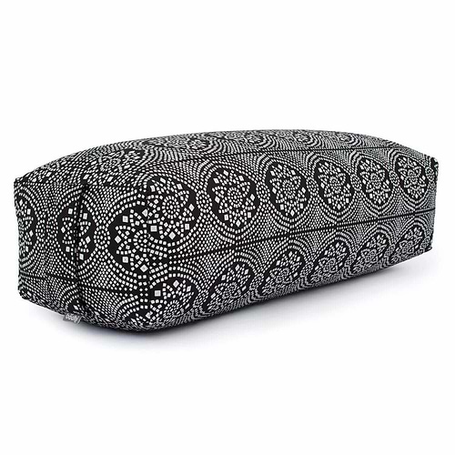 salambra-bolster-preto-branco-yogateria