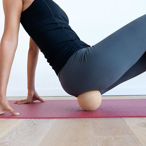 bola-lacrosse-6cm-cortiça-natural-yogateria3 bola-lacrosse-6cm-cortiça-natural-yogateria3