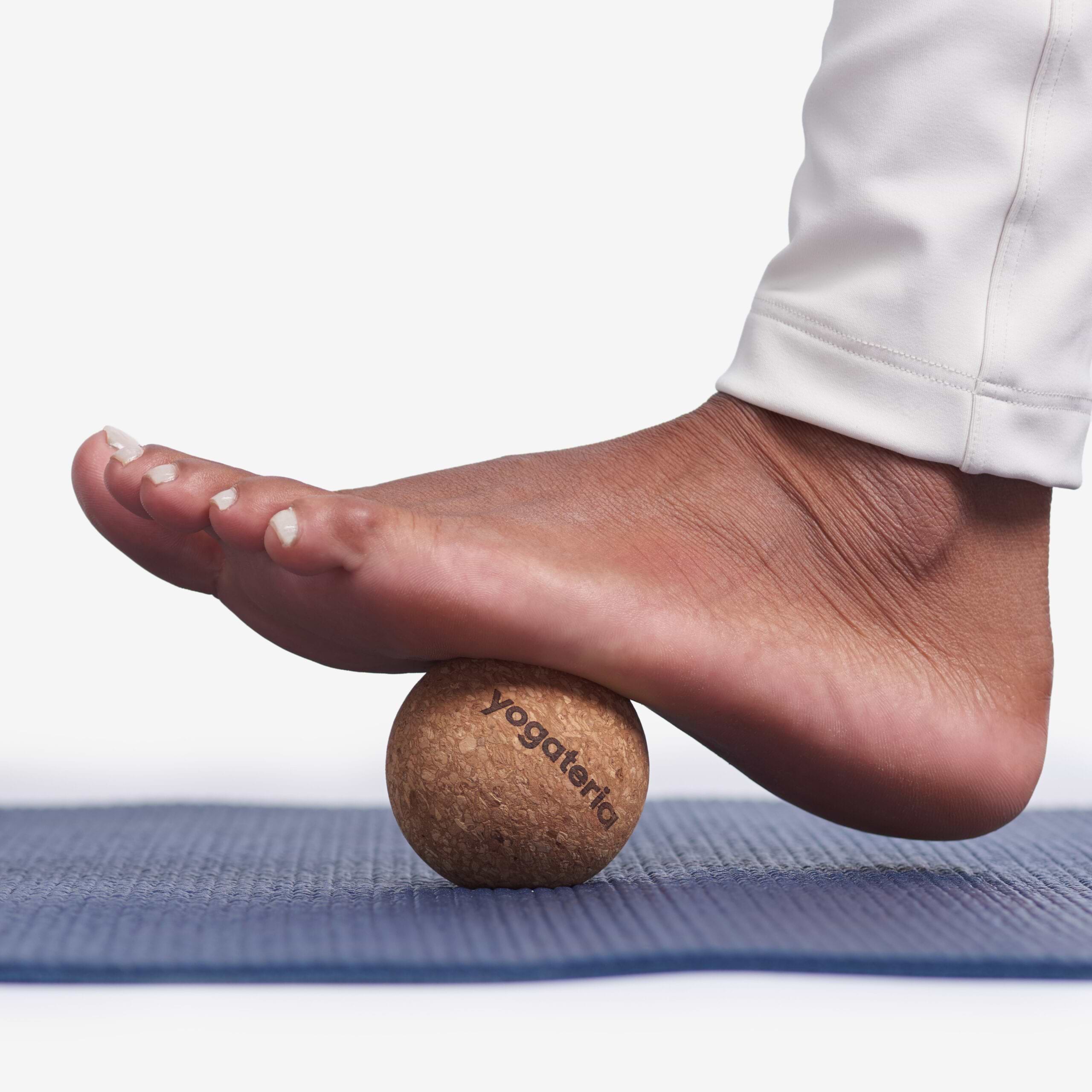 Bola Massageadora Miofascial - Cortiça Natural 6 bola-massagem-yogateria-09