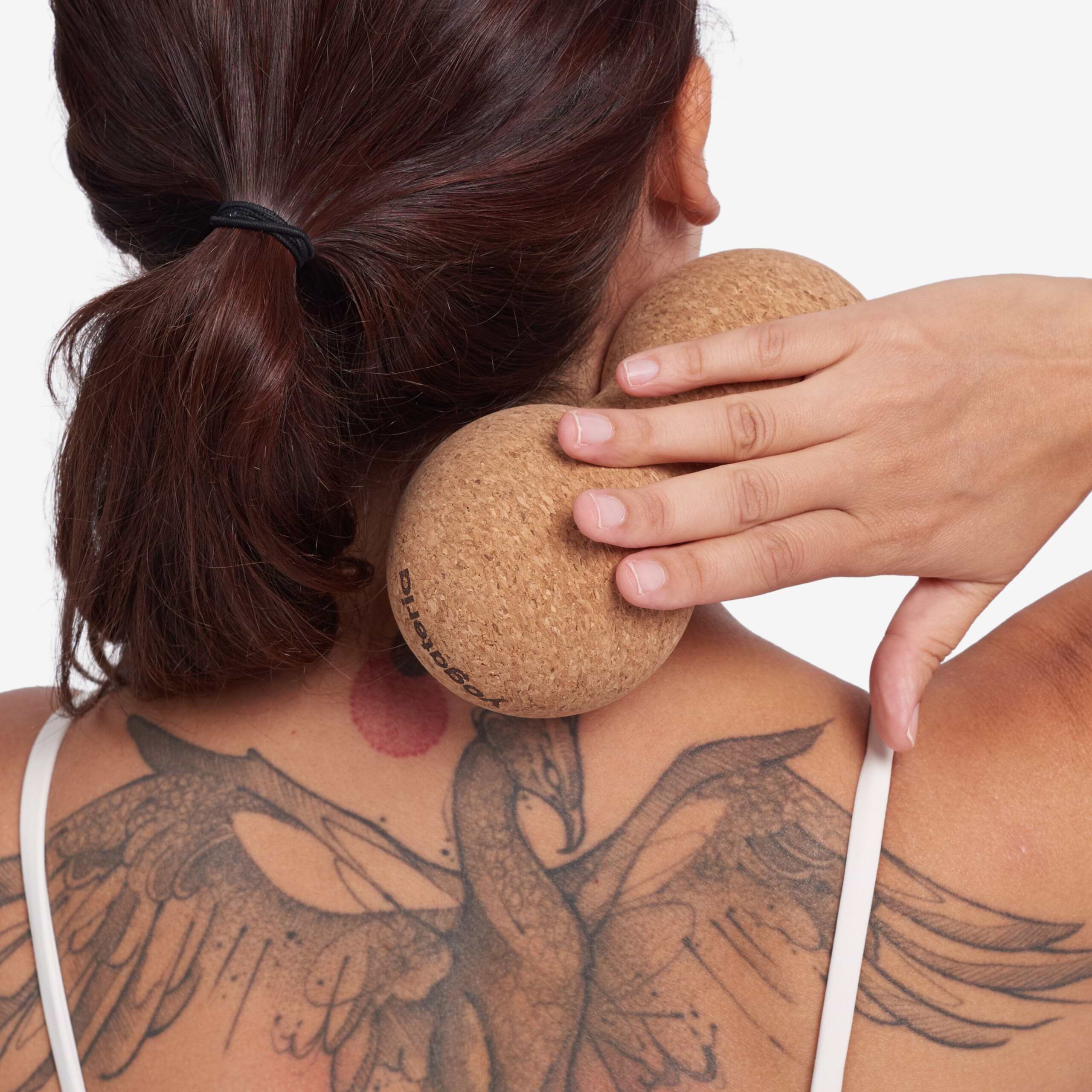 Bola Massageadora Peanut - Cortiça Natural 5 peanut-massageador-yogateria-08