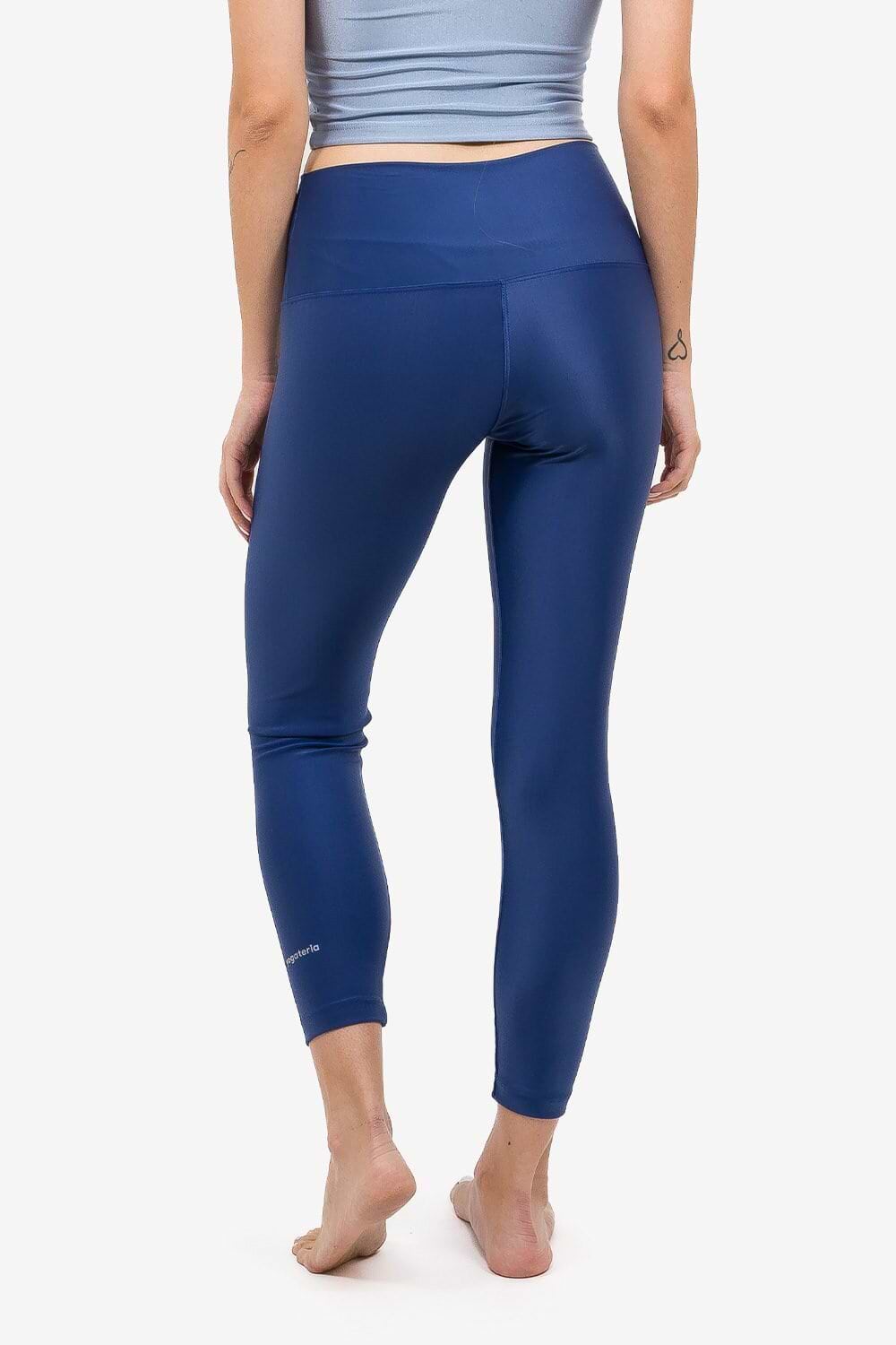 legging-compress-78-yogateria-azul-08