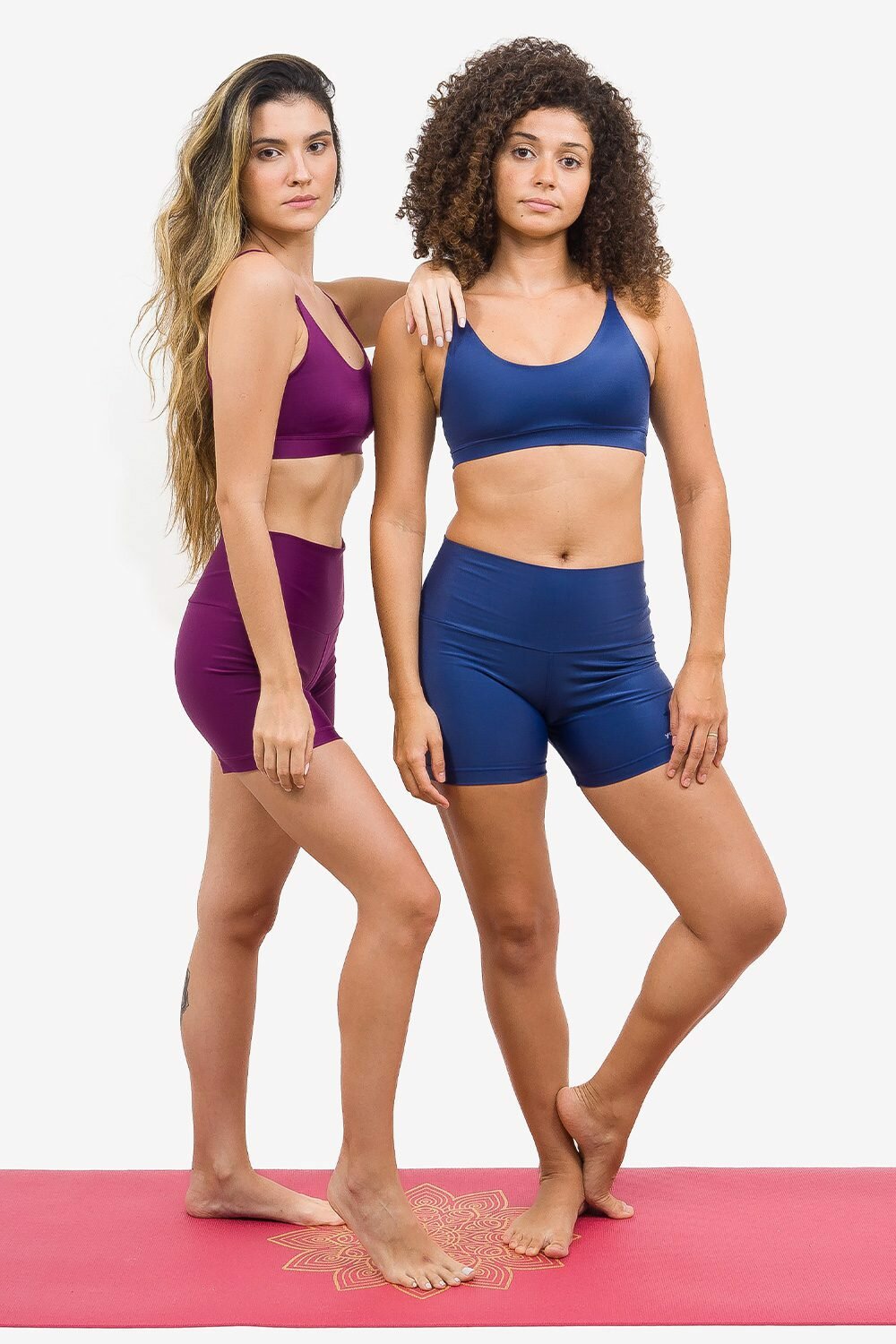 Top Moment – Compress 6 short-compress-yogateria-01