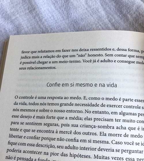 livro-acolhendo-sua-criança-interior-yogateria5 Livro - Acolhendo sua criança interior