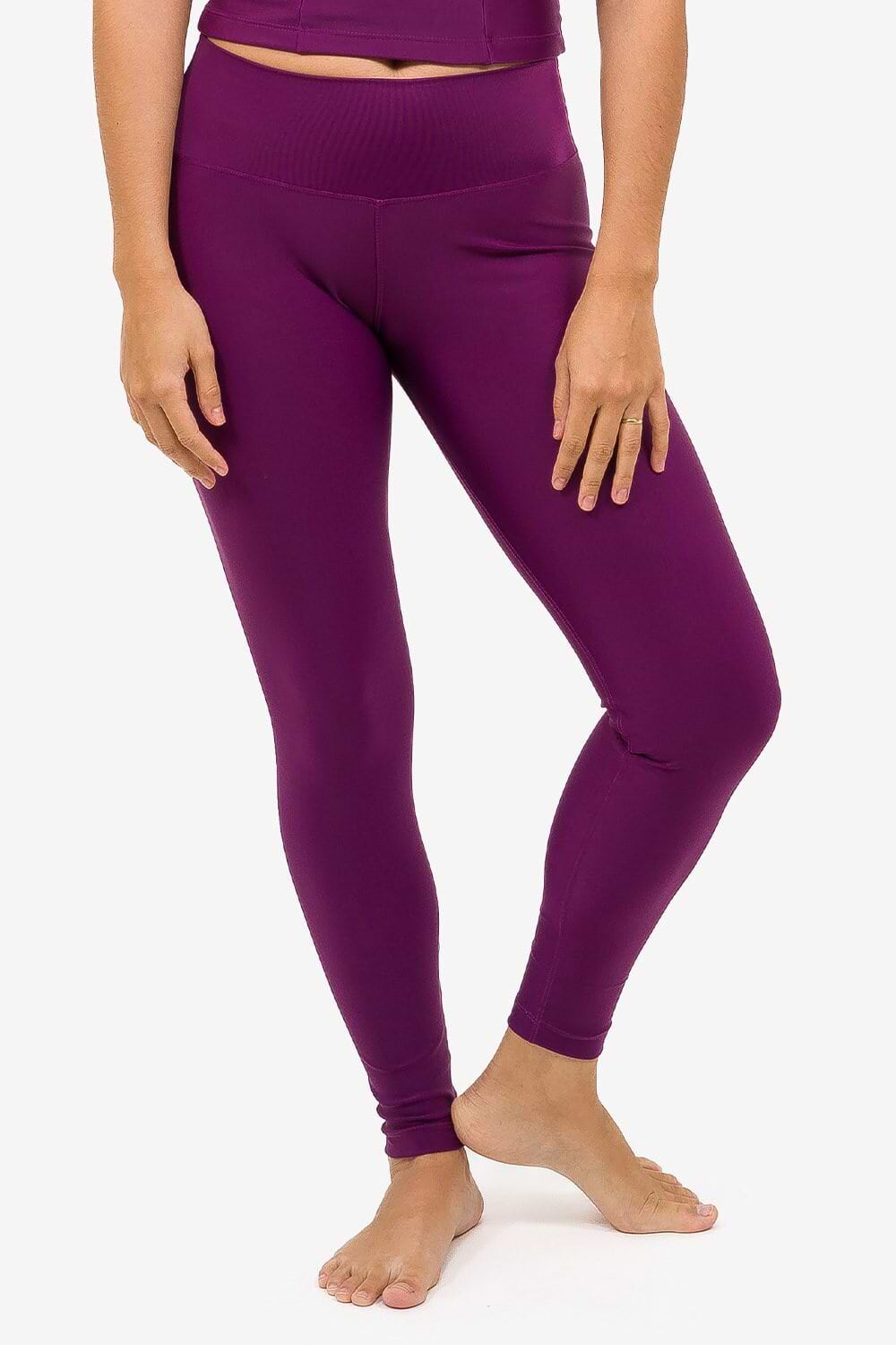 legging-essence-compress-yogateria-07