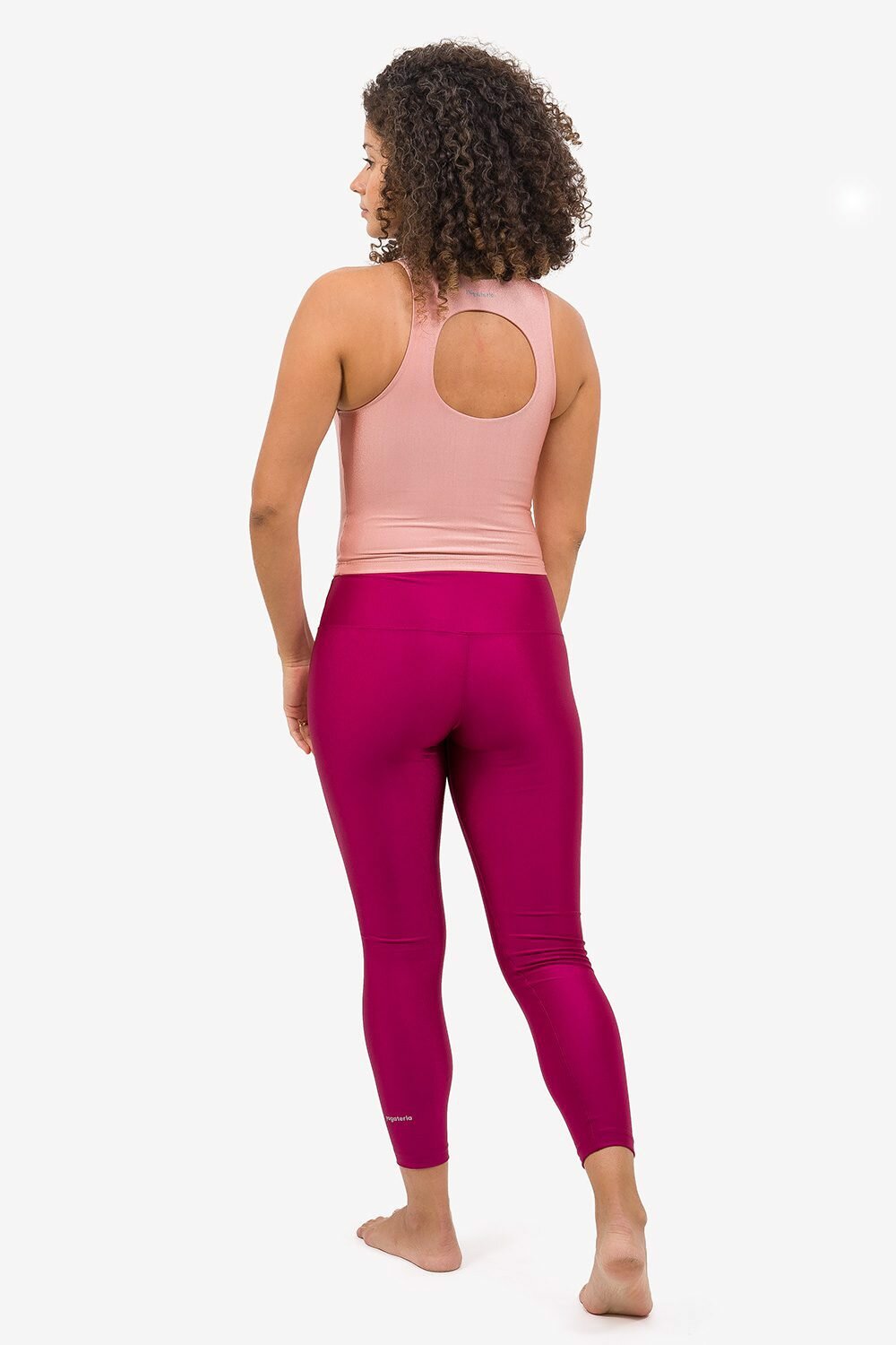 top-cropped-universe-shine-yogateria-rosa-03