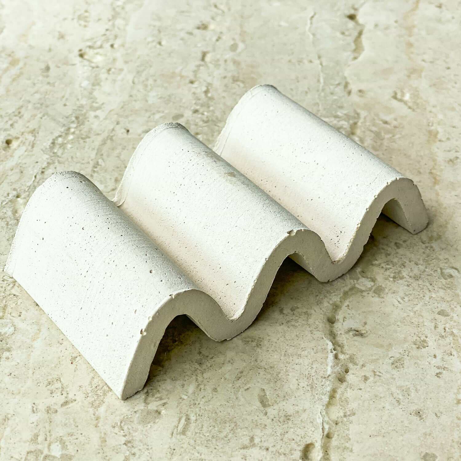 saboneteira-onda-yogateria-branca-4