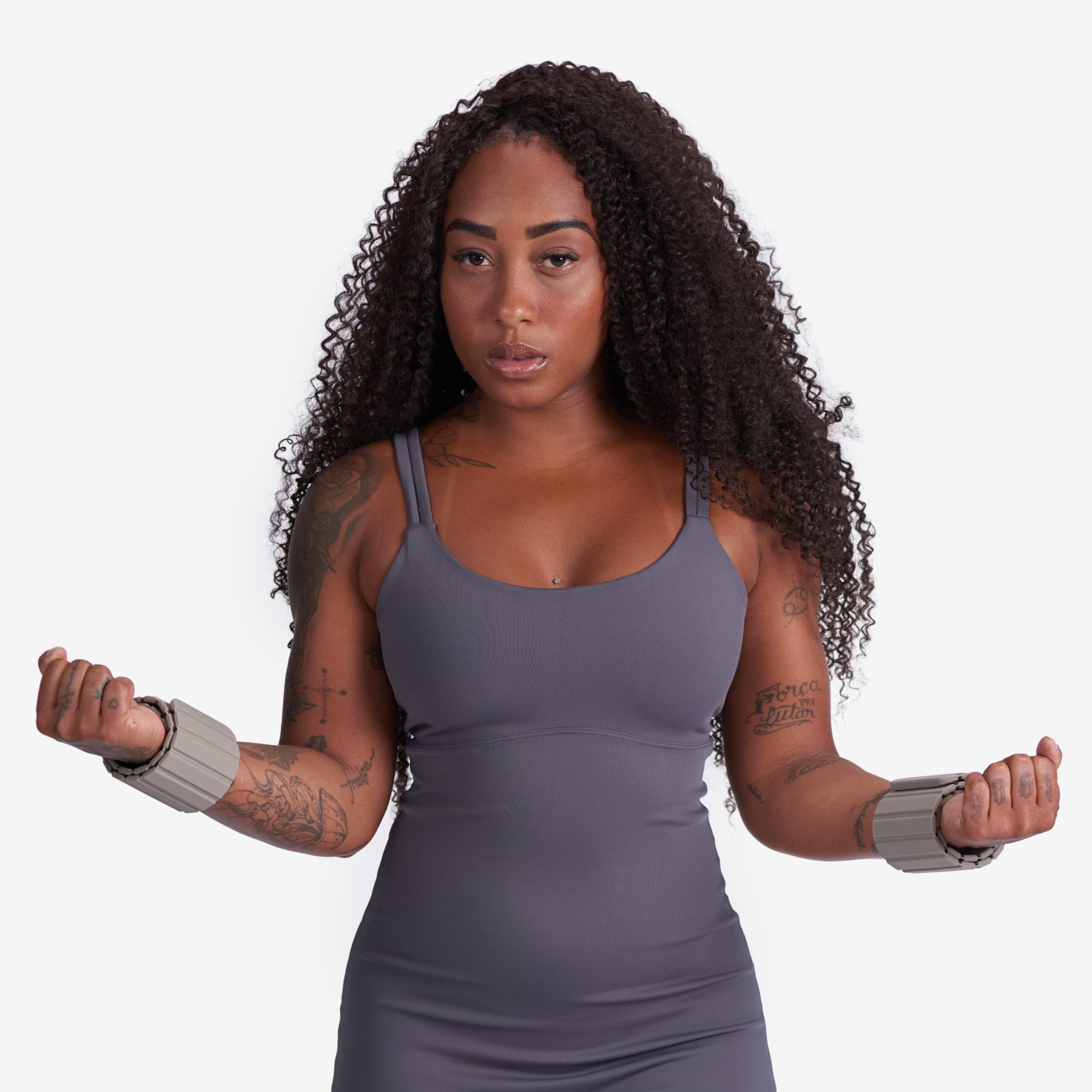 pulseiracaneleira-kali-yogateria-cinza-07