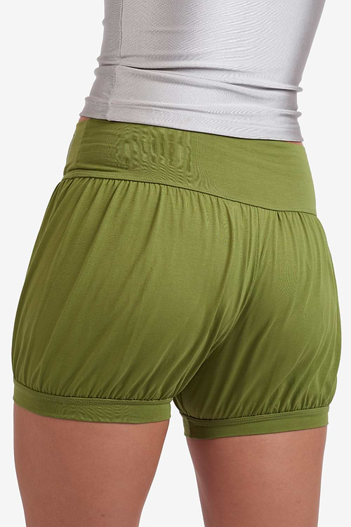 short-iyengar-yogateria-05-verde short-iyengar-yogateria-05-verde