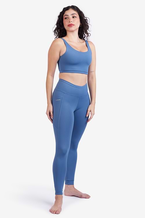 legging-harmony-yogateria-azul-07