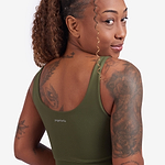 top-harmony-yogateria-verde-04