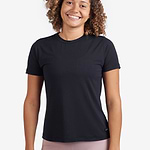 camiseta-tech-yogateria-preta-fem-01