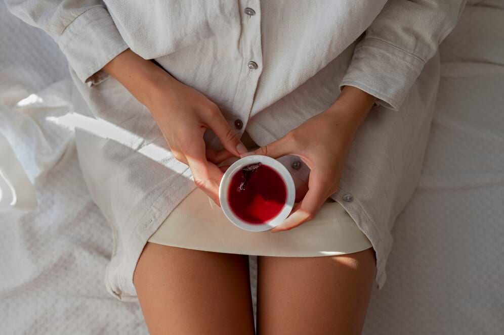 colica-menstrual-yogateria3
