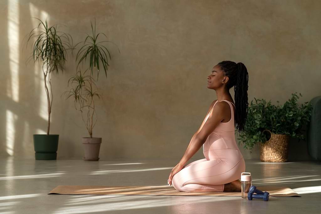 como-fazer-yoga-yogateria12