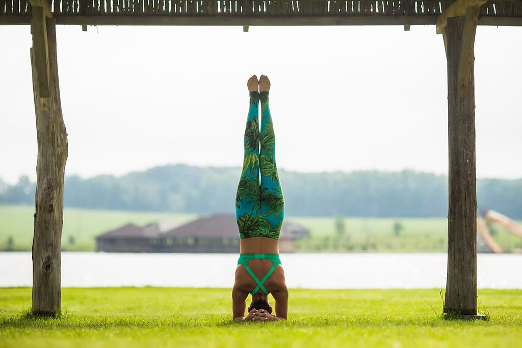 como-fazer-yoga-yogateria15