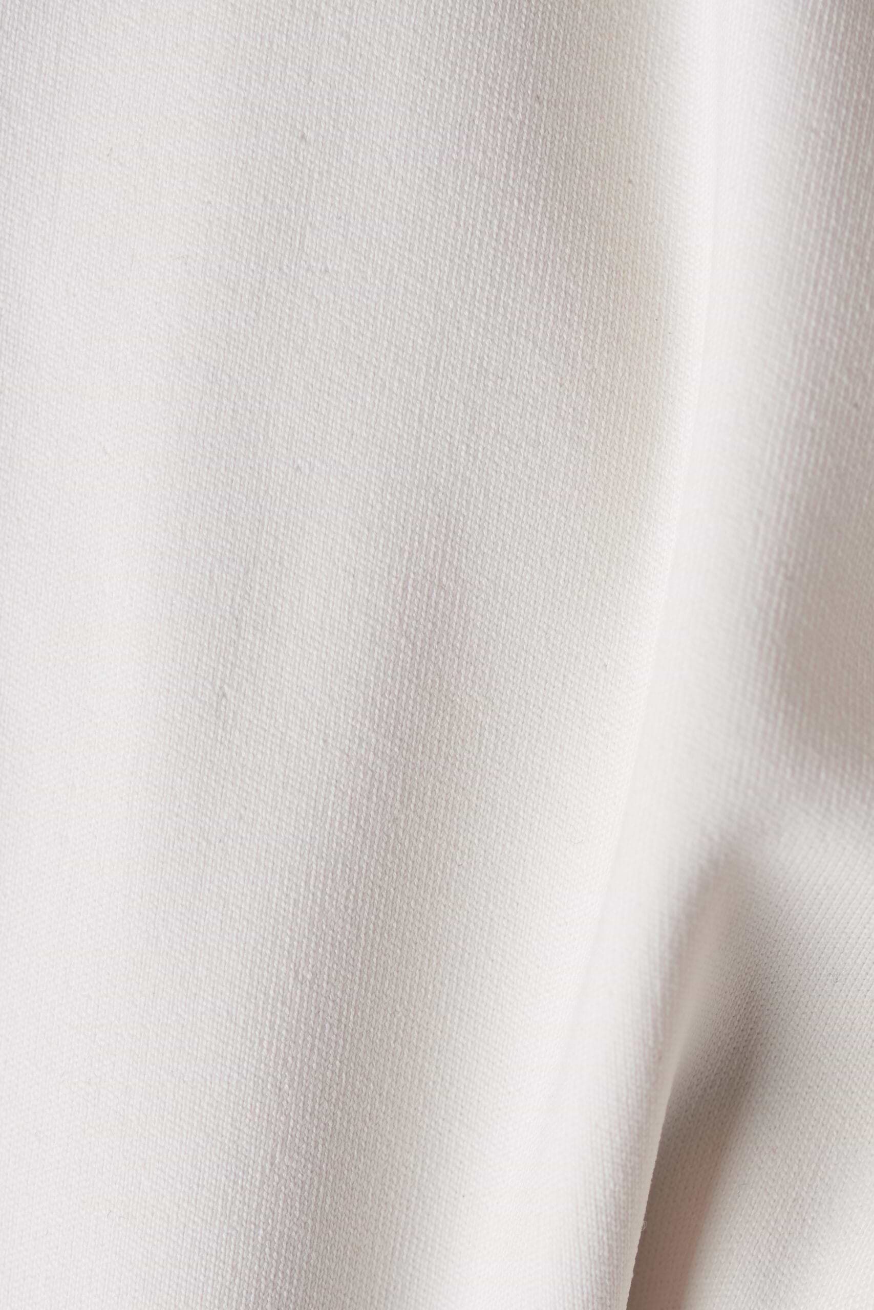 balance-offwhite-04
