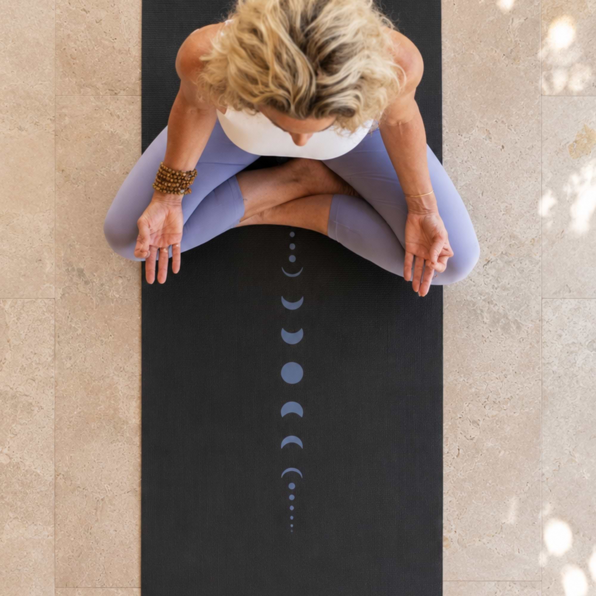 Tapete de Yoga Estampado Leela Fases da Lua - 4.5mm PVC eco 9 Leela Fases da Lua Yogateria Preto 04